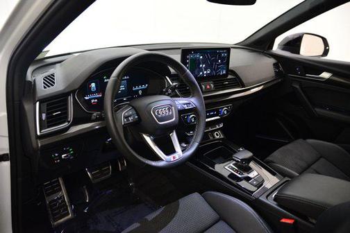 2022 Audi SQ5 3.0T Premium Plus