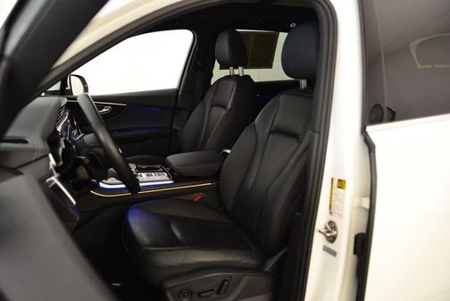 Carrara White 2023 Audi Q7 45 Premium Plus
