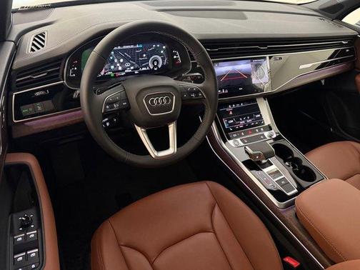 Mythos Black Metallic 2026 Audi Q7 45 Premium