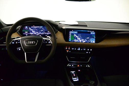 2023 Audi e-tron GT Premium Plus quattro