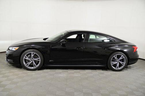 2023 Audi e-tron GT Premium Plus quattro