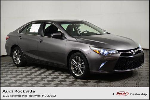 2017 Toyota Camry SE