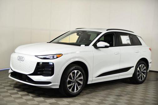 2025 Audi Q6 e-tron Premium quattro