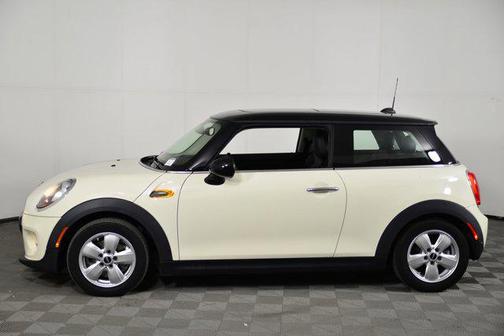 2017 MINI Hardtop Cooper