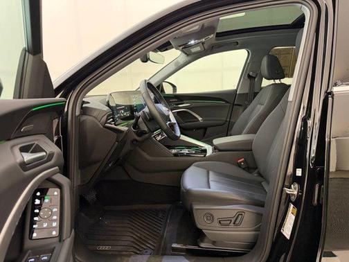Mythos Black Metallic 2025 Audi Q5 2.0T quattro Premium