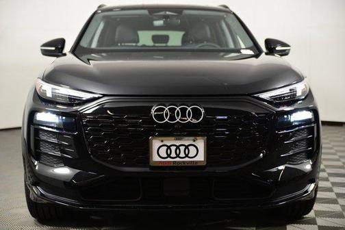 2025 Audi Q6 e-tron Premium Plus quattro