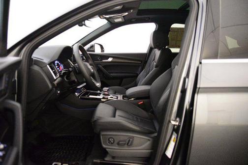 2025 Audi Q5 45 S line Premium