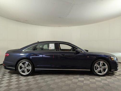 2025 Audi A8 L 55 TFSI quattro Tiptronic