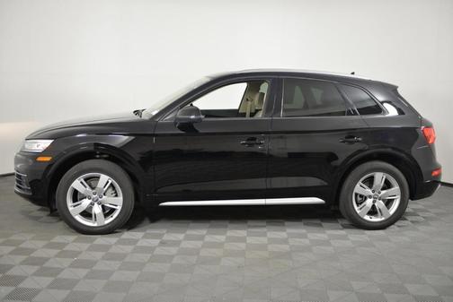 Photo 5 of 34 of 2018 Audi Q5 2.0T Tech Premium