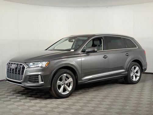 2024 Audi Q7 45 Premium Plus