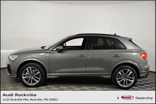 2025 Audi Q3 Premium 45 TFSI S line quattro Tiptronic