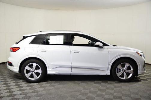 2024 Audi Q4 e-tron Premium 55 quattro