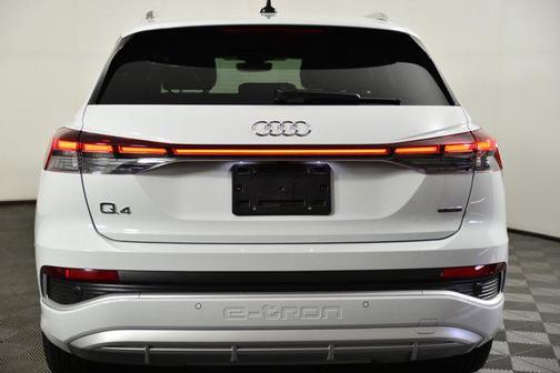 2024 Audi Q4 e-tron Premium 55 quattro