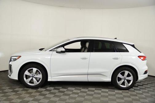 2024 Audi Q4 e-tron Premium 55 quattro