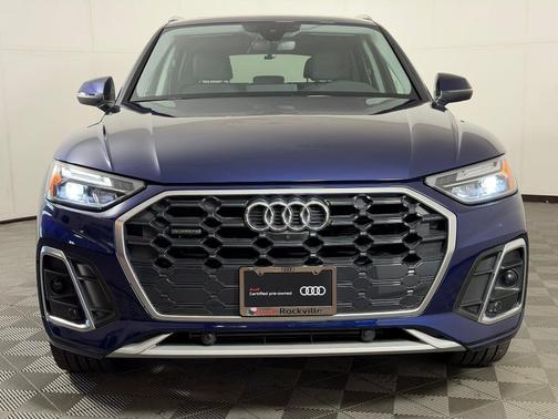 Navarra Blue Metallic 2023 Audi Q5 45 S line Premium Plus