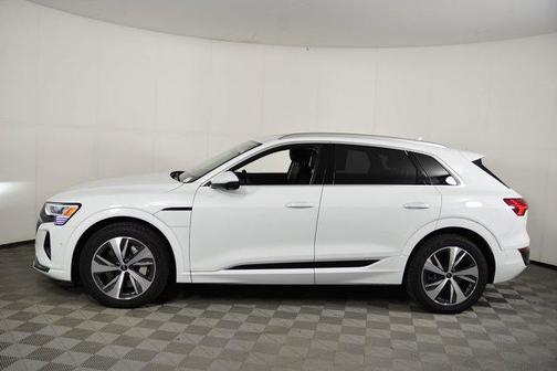 2024 Audi Q8 e-tron Premium Plus