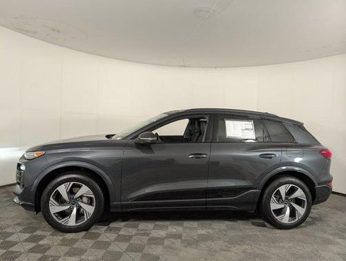 2025 Audi Q6 e-tron Premium Plus quattro