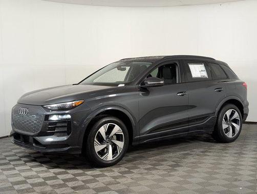 2025 Audi Q6 e-tron Premium Plus quattro