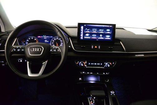 2024 Audi Q5 Premium 40 TFSI quattro S tronic