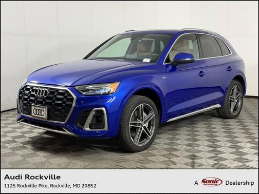 Ultra Blue Metallic 2023 Audi Q5 e 55 S line quattro Premium