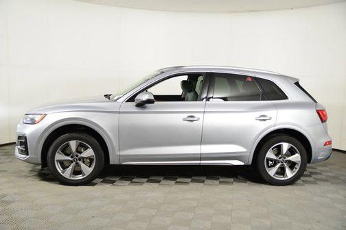 2023 Audi Q5 Premium Plus 40 TFSI quattro S tronic