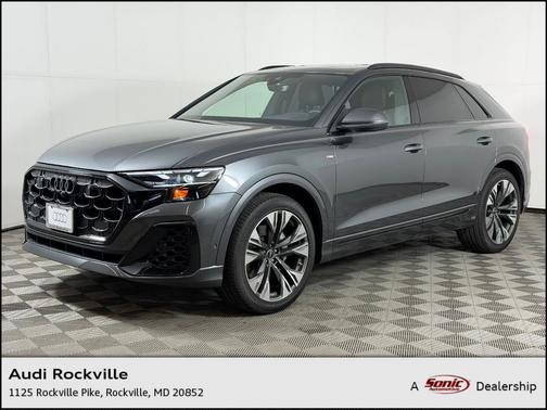 Daytona Gray Pearl 2026 Audi Q8 Premium Plus
