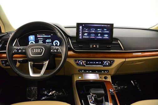 2022 Audi Q5 Premium Plus 45 TFSI S line quattro S tronic