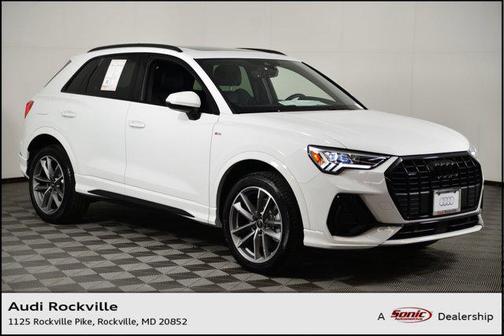 2025 Audi Q3 Premium 45 TFSI S line quattro Tiptronic