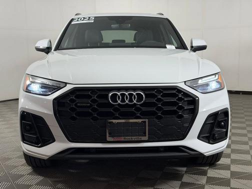 2025 Audi Q5 45 S line quattro Premium