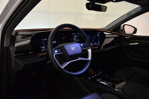 2025 Audi Q6 e-tron Premium Plus quattro