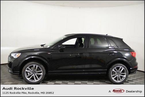2025 Audi Q3 Premium 45 TFSI S line quattro Tiptronic