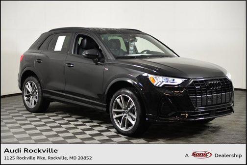 2025 Audi Q3 Premium 45 TFSI S line quattro Tiptronic