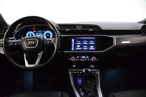 2022 Audi Q3 Premium Plus 45 TFSI S line quattro Tiptronic
