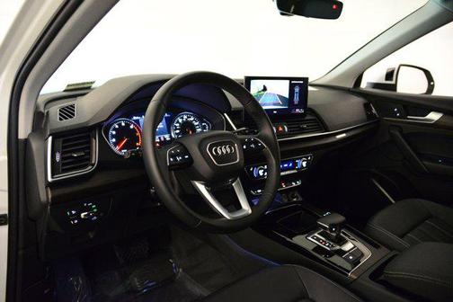 2024 Audi Q5 Premium 40 TFSI quattro S tronic