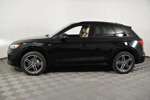 2022 Audi Q5 Prestige 55 TFSI e S line quattro S tronic
