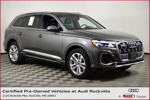2025 Audi Q7 55 Premium