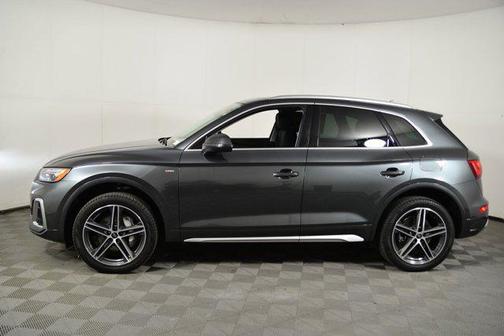 2025 Audi Q5 Premium 55 TFSI e S line quattro S tronic