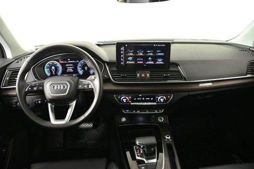 2025 Audi Q5 Premium 55 TFSI e S line quattro S tronic