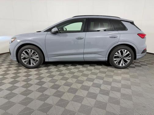Pebble Gray 2025 Audi Q4 e-tron 45 Premium