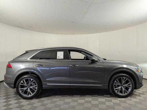 2025 Audi Q8 55 Premium