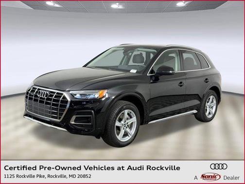 Mythos Black Metallic 2021 Audi Q5 45 Premium