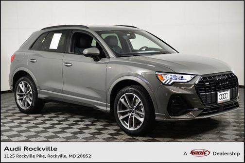 2025 Audi Q3 Premium 45 TFSI S line quattro Tiptronic