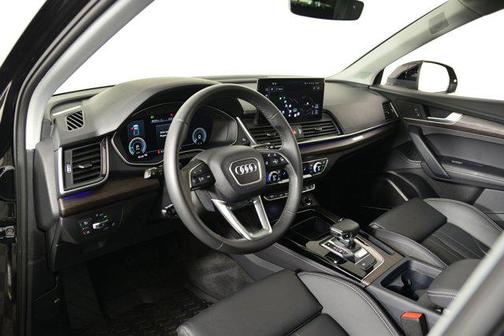 2025 Audi Q5 Premium Plus 55 TFSI e S line quattro S tronic