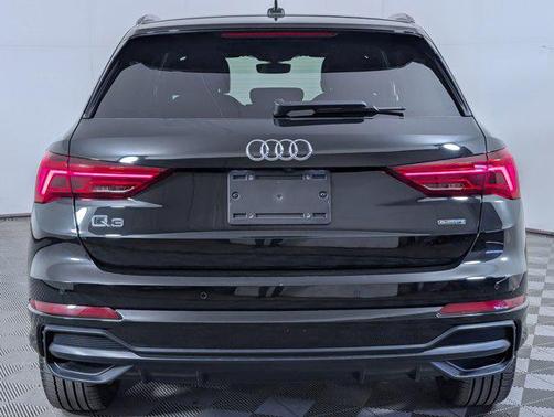 2021 Audi Q3 45 S line Premium