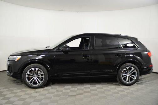2025 Audi Q7 45 Premium Plus