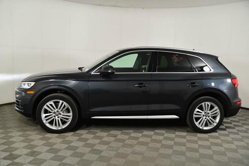 Manhattan Gray Metallic 2018 Audi Q5 2.0T Tech Premium