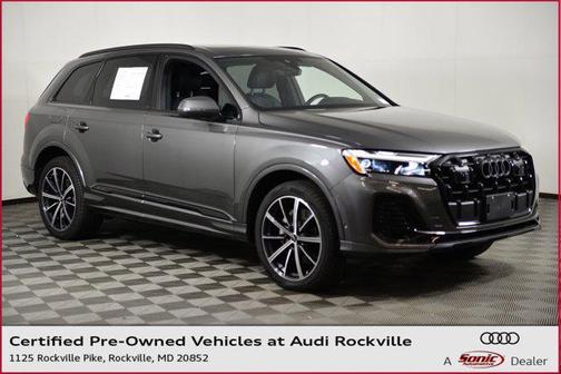 2025 Audi Q7 45 Premium Plus