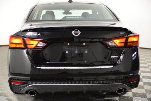 2020 Nissan Altima SR Intelligent AWD