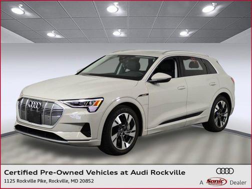 2022 Audi e-tron Premium quattro