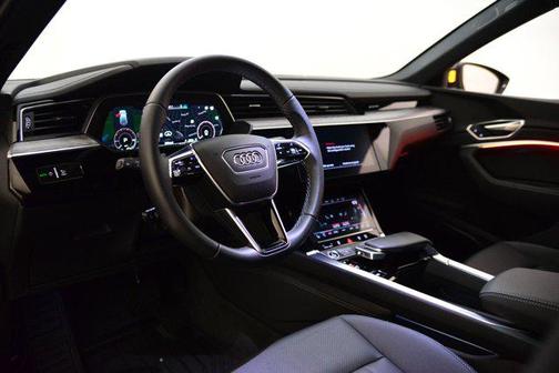 2024 Audi Q8 e-tron Premium Plus